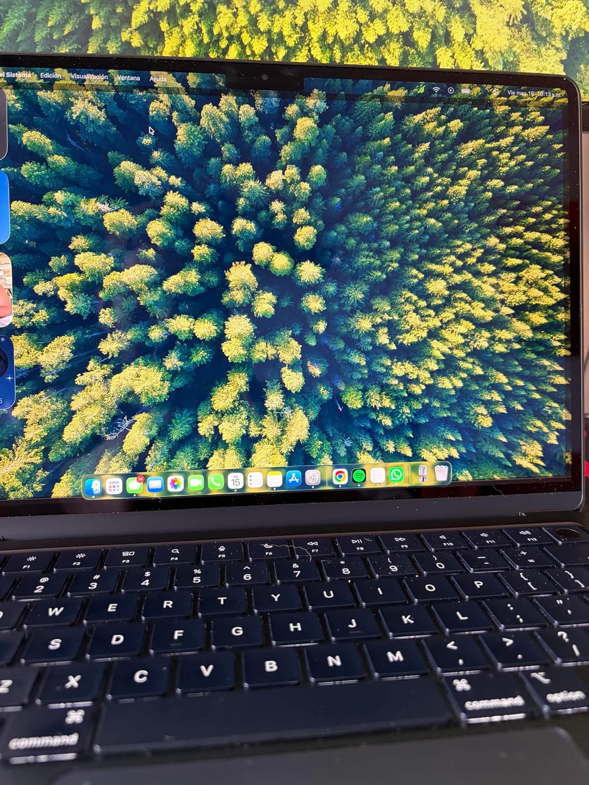 Renewed MacBook Air M3 8GB customer photo 2