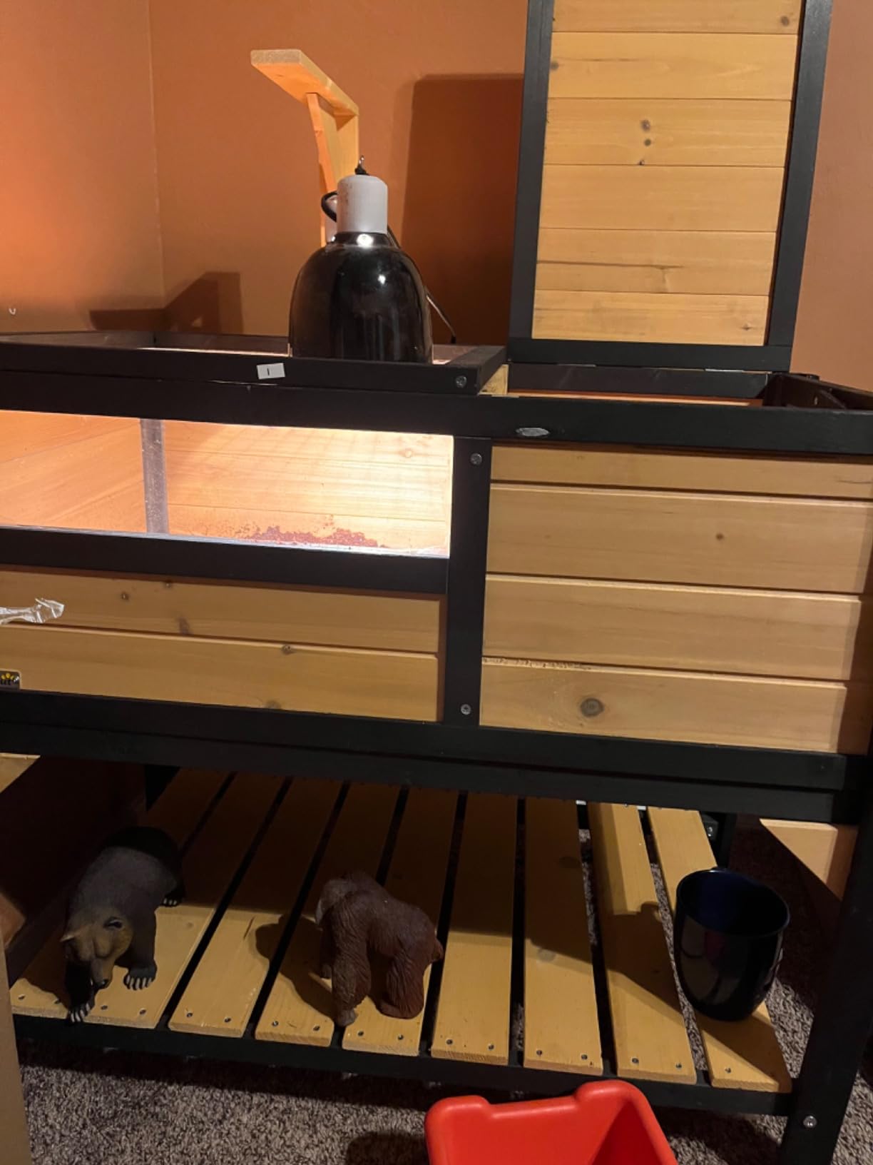 PawHut Tortoise Habitat with Shelf Storage, Tortoise Enclosure with Weather Protection, Reptile Gift Accessory, Reptile Enclosure with Tray, Light Support Frame, Light Gray customer photo 2