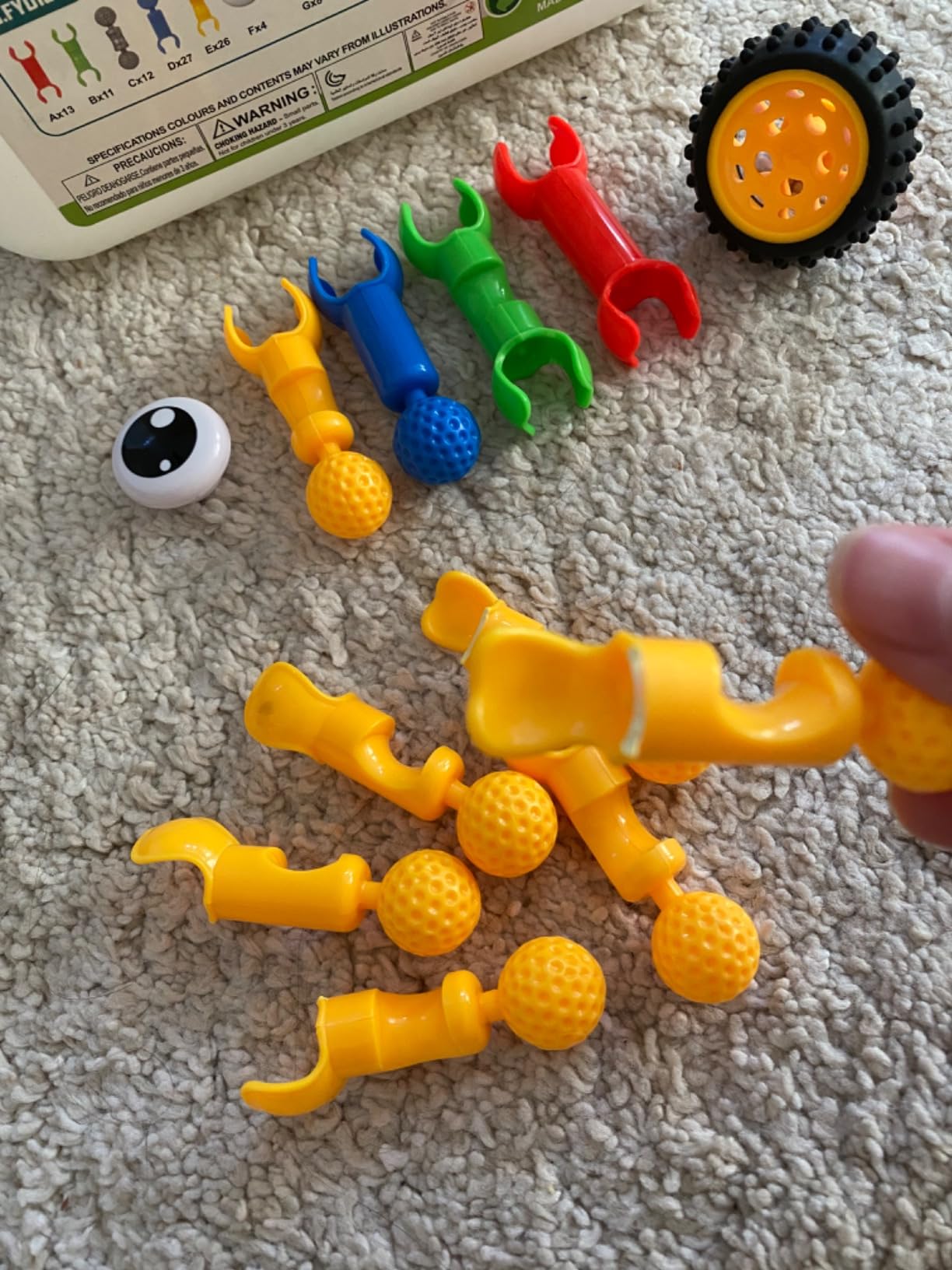 Huaker STEM Building Toys for 3 4 5 6 7 8 Year Old Boys Girls Birthday Gift customer photo 1