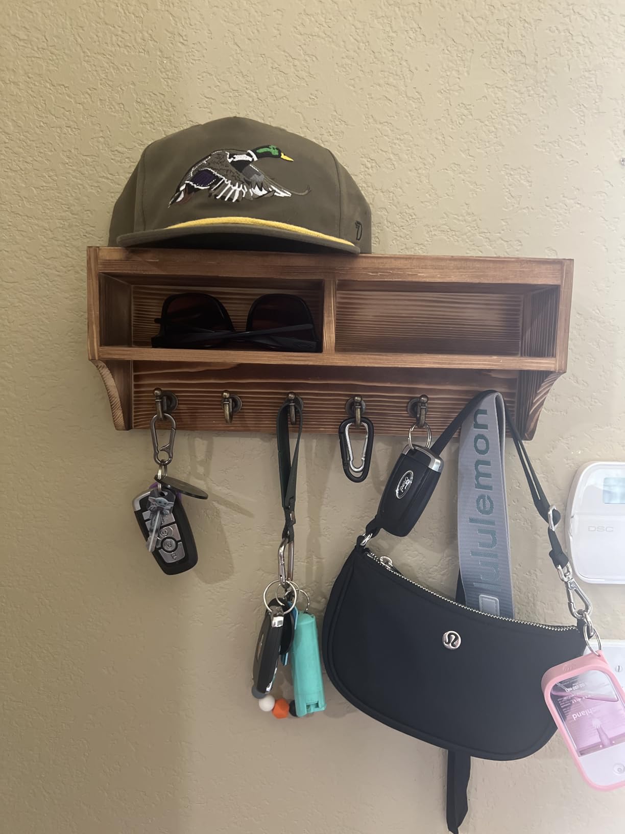 Key Holder Wall Mount with Mail Organizer, 6 Hooks & Shelf, Brown customer photo 1