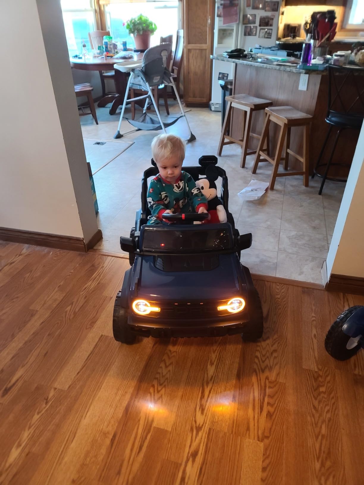 12V Licensed Ford Bronco Raptor Ride on Car for Kids, Battery Powered Electric Car for Toddlers w/Remote Control, Spring Suspension, Seat Belt, Bluetooth, Horn, LED Lights, Radio (Black) customer photo 1