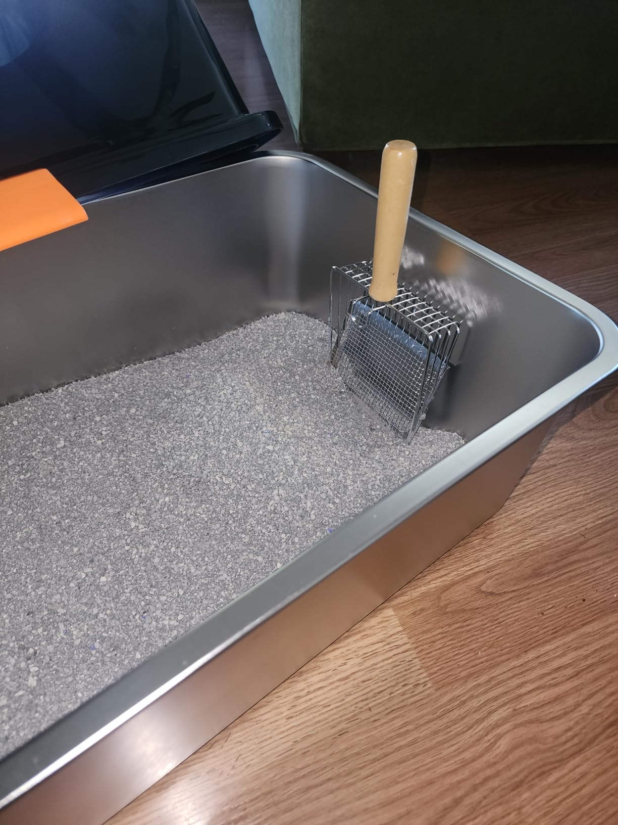 MEEXPAWS Stainless Steel Cat Litter Box Top Entry XL Large with Lid, 8'' High Side Metal Cat Litter Box for Big Cats, Top Cover with Slot, Non-Stick, Easy Clean, Include Litter Scoop customer photo 1