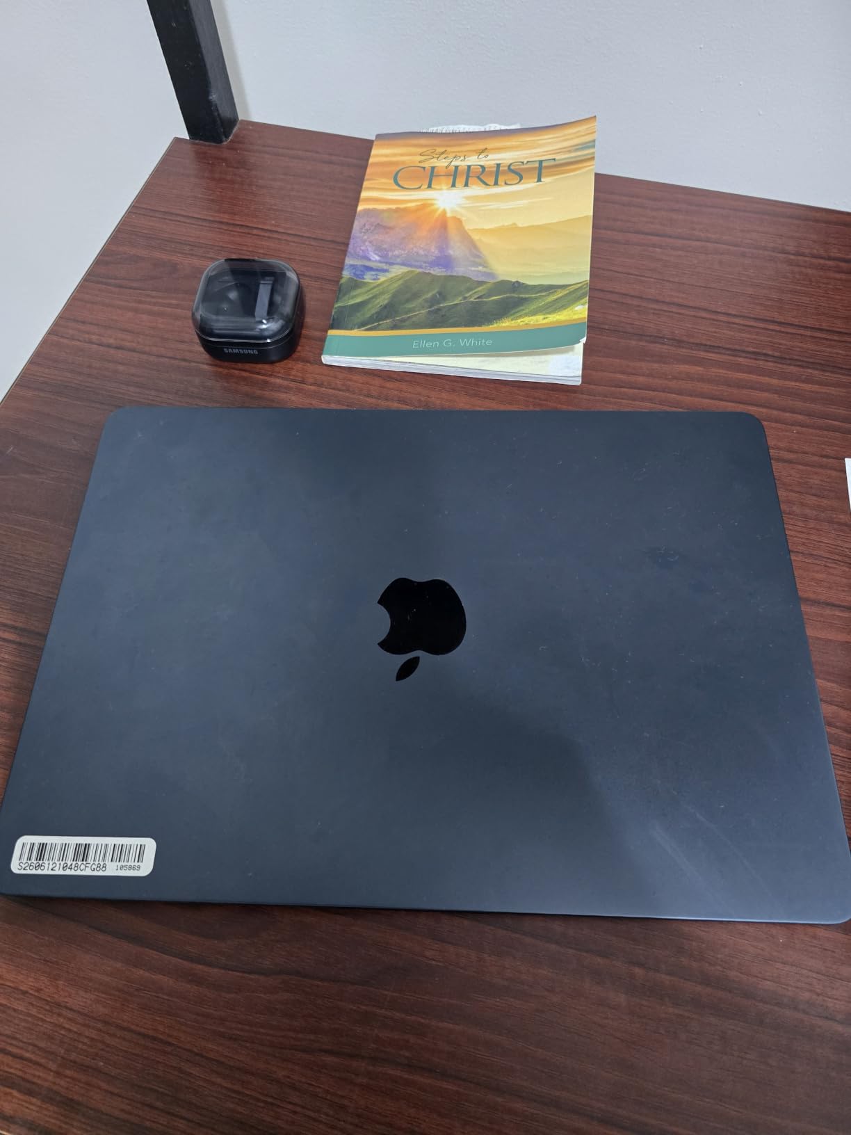 Renewed MacBook Air M3 16GB customer photo 1