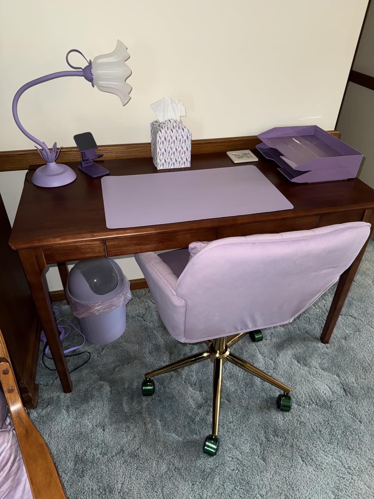 Solid Wood Desk with Drawers, Small Computer Desk for Small Spaces, Gaming Study Home Office Desks for Work, Student PC Desk for Bedroom, Escritorios para Cuartos (Wood Color, 47inch) customer photo 1