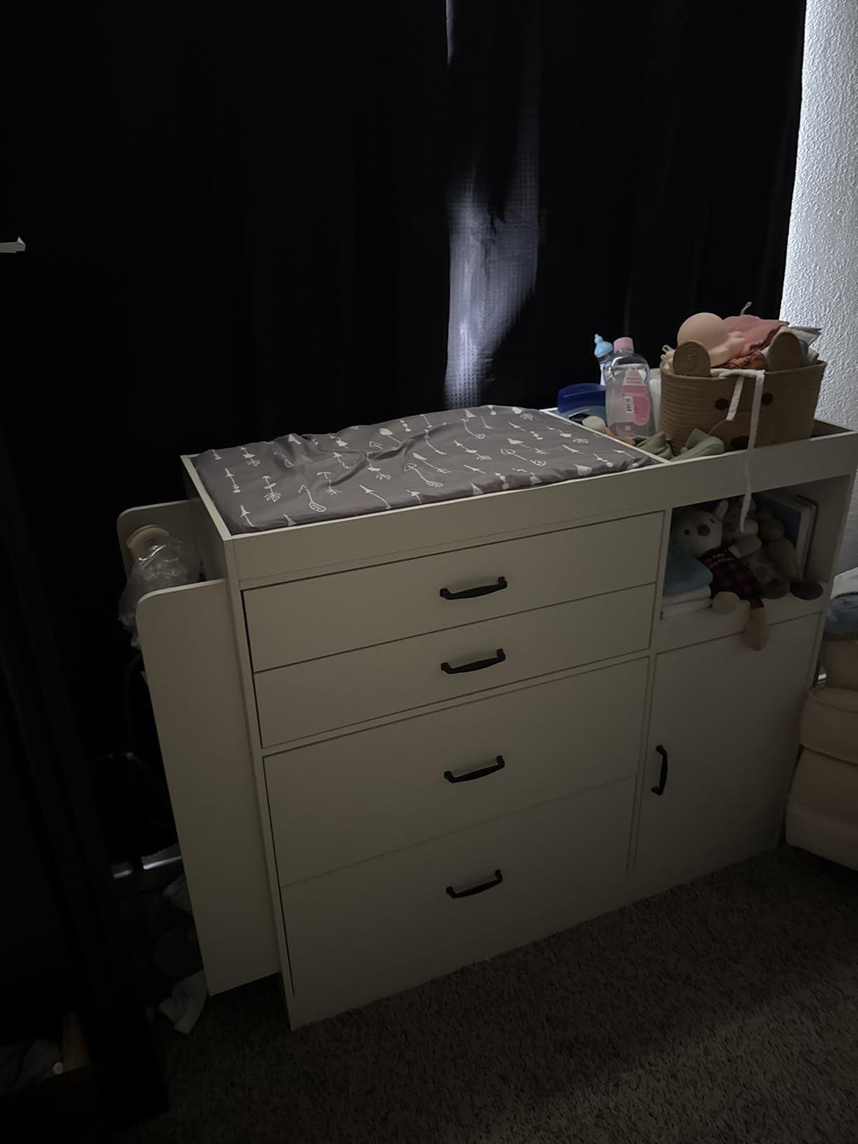 Bigbiglife Changing Table Dresser, Baby Nursery Dresser with 4 Drawers & 1 Cabinet & 3 Open Shelves Storage, Modern Diaper Changing Station for Children's Room, Changing Pad Included, White customer photo 2