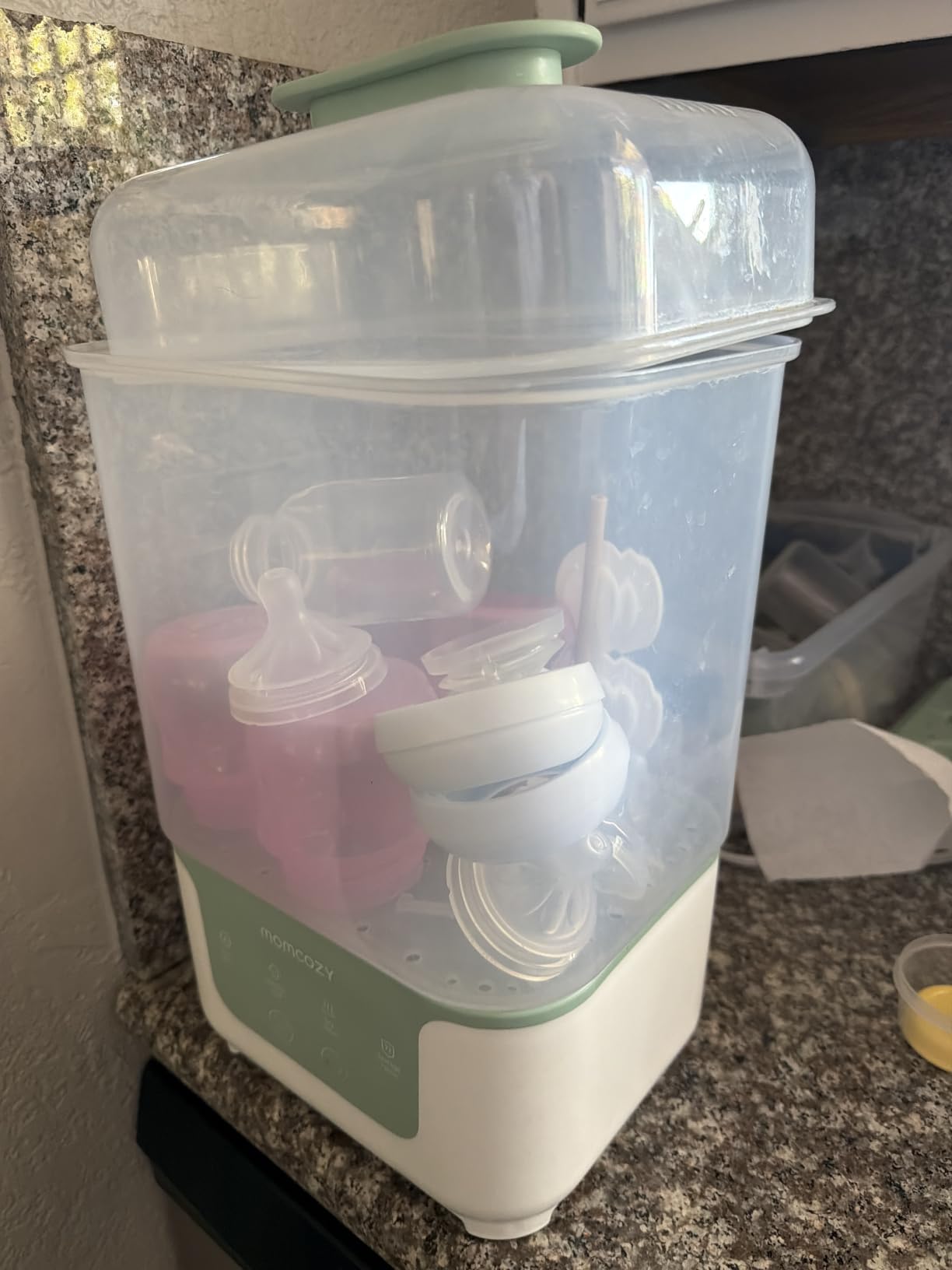 Momcozy New Modular Nesting 4 in 1 Compact Bottle Sterilizer and Dryer customer photo 1