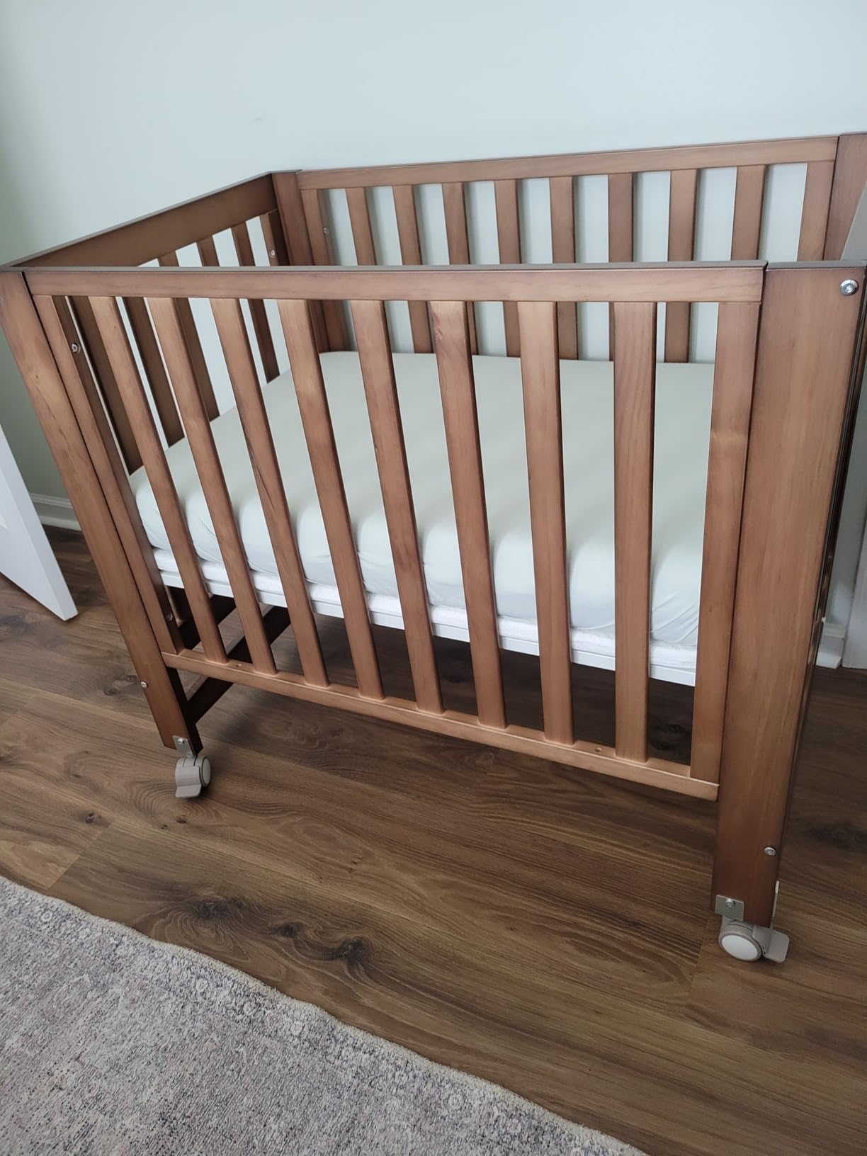 MAMAZING EvoNest 6-in-1 Convertible Baby Mini Crib with Wheels customer photo 1