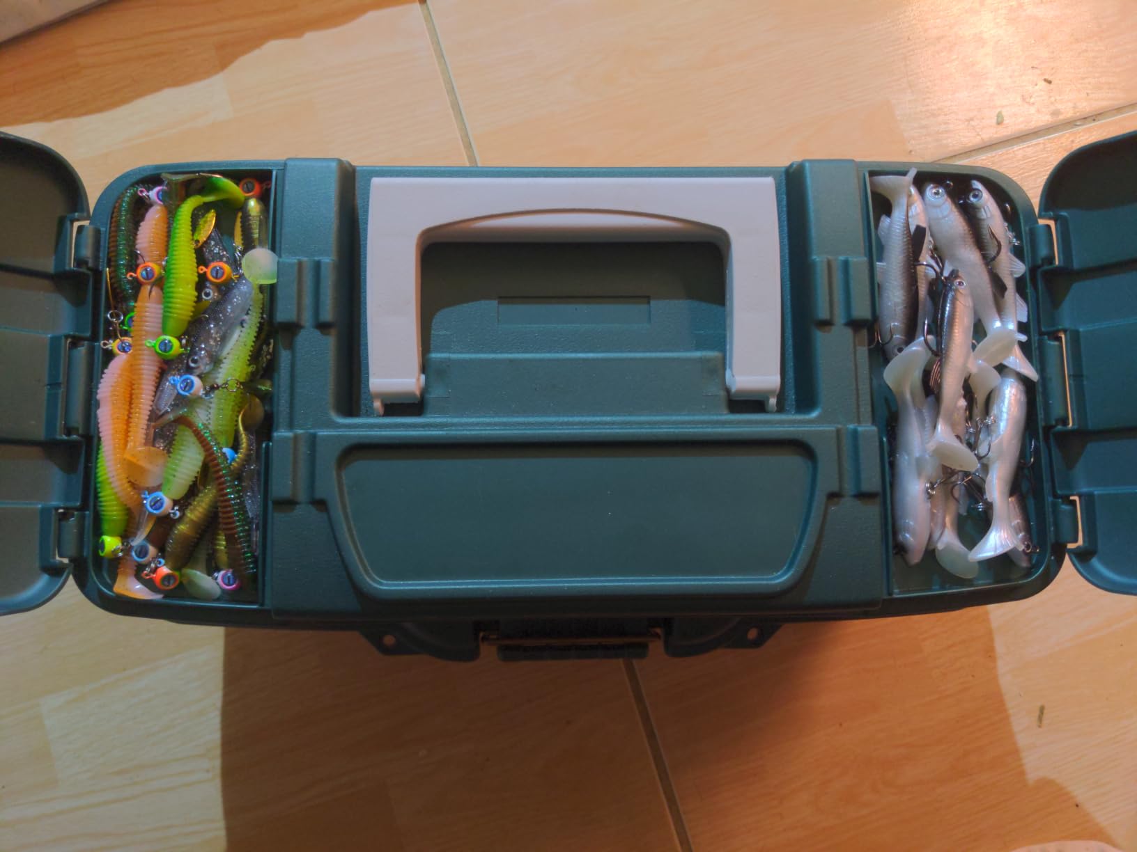 Plano Three-Tray Tackle Box, Blue/White, Rust-Proof Brass Latch, Top-Access Tray with Deep Storage, Made in the USA, Portable Fishing Gear Storage Organizer customer photo 2
