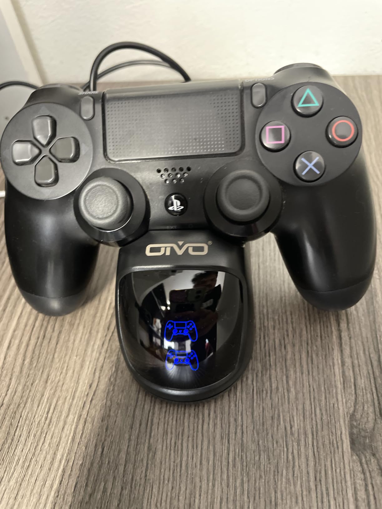 OIVO Controller Charger Dock customer photo 1