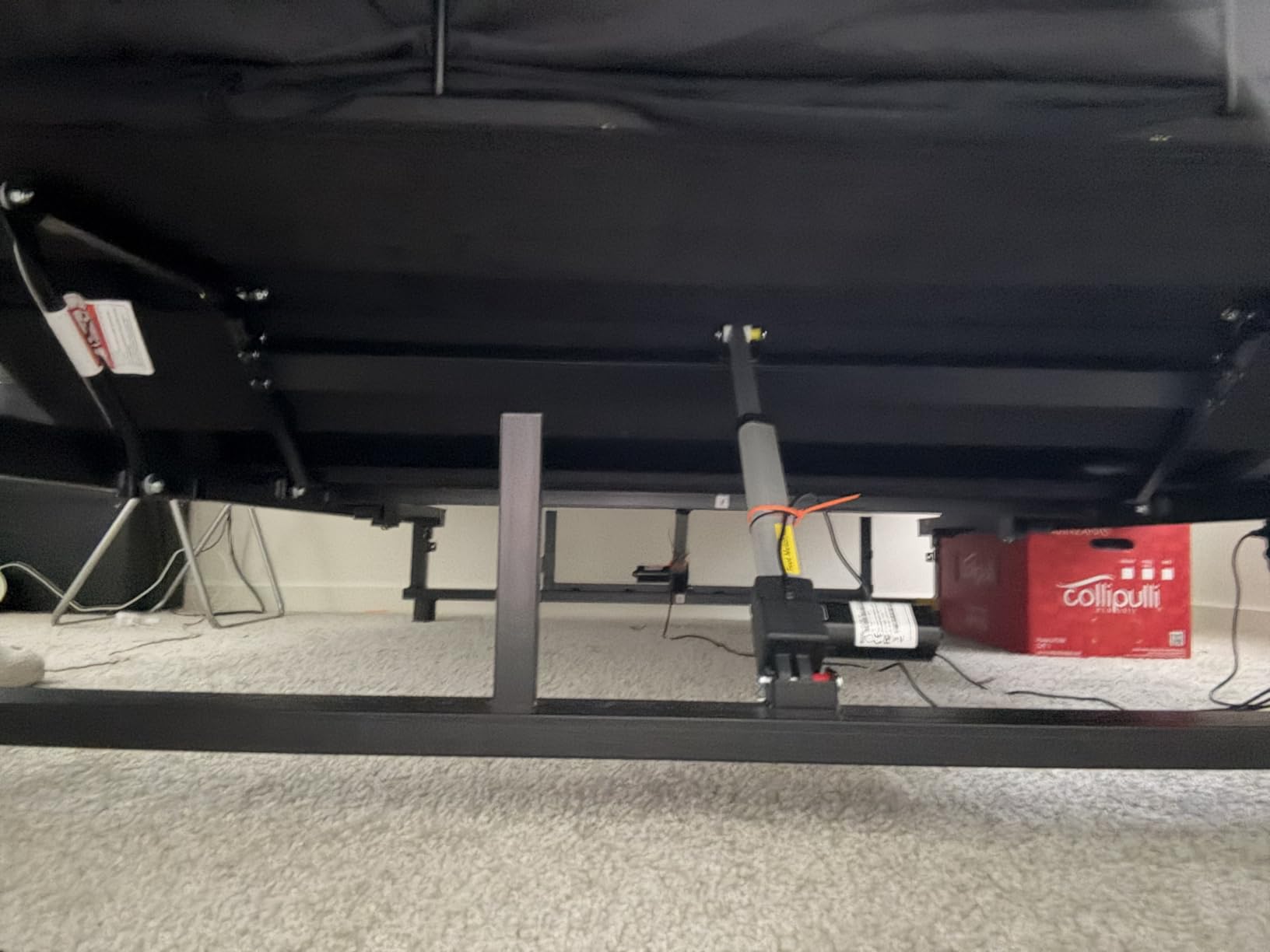 Mixcous Full Size Adjustable Bed with Remote and USB Ports, Quiet Motor customer photo 1