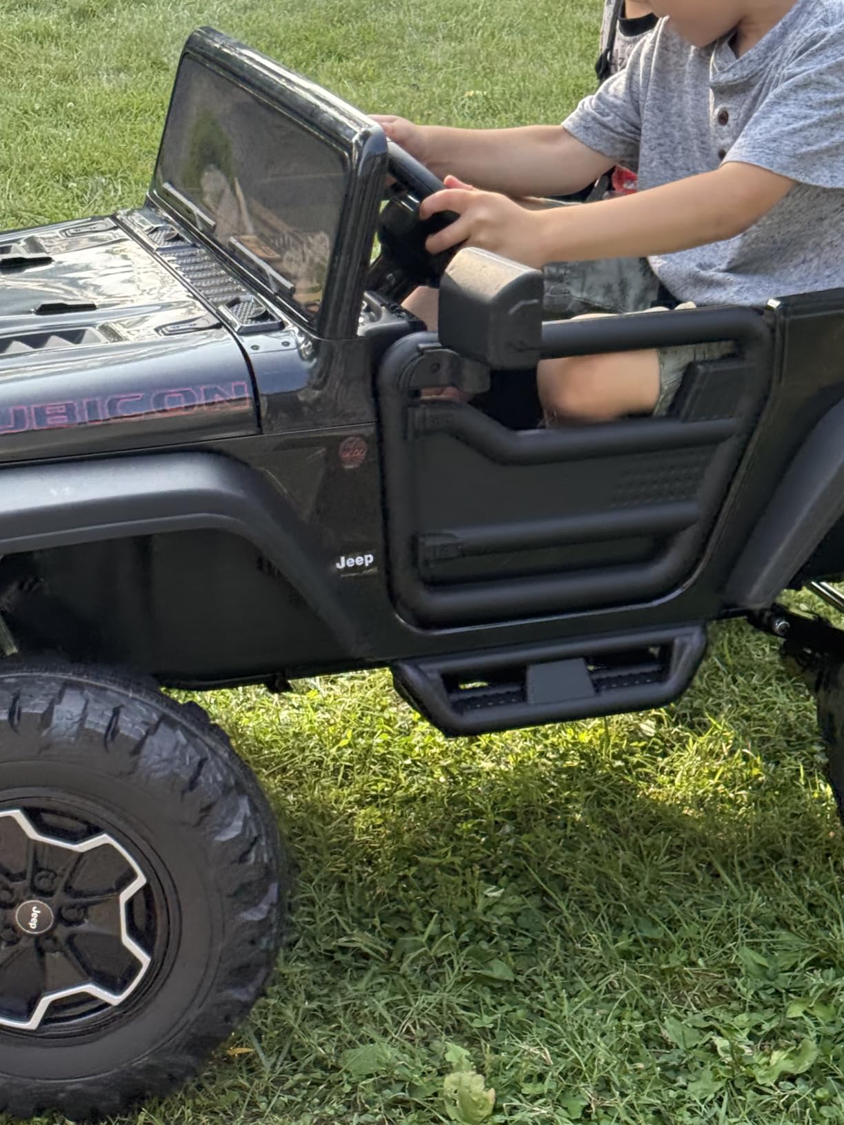 24V Ride on Toys Licensed Jeep Wrangler Rubicon, 2 Seater Ride on Car for Kids w/Remote Control, Electric Vehicle with 14.5