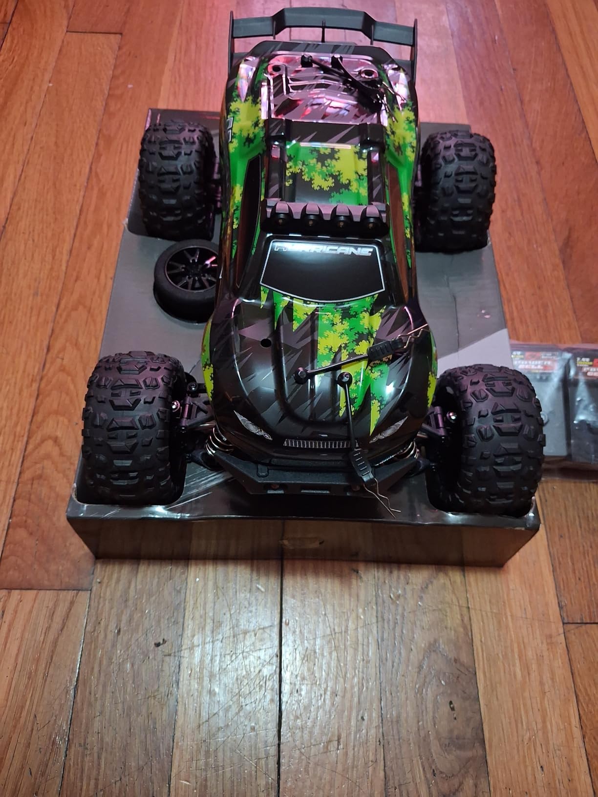 X-TMAGA 1:16 All Terrain RC Cars, 4WD Off-Road Remote Control Car (HS16-83) customer photo 2