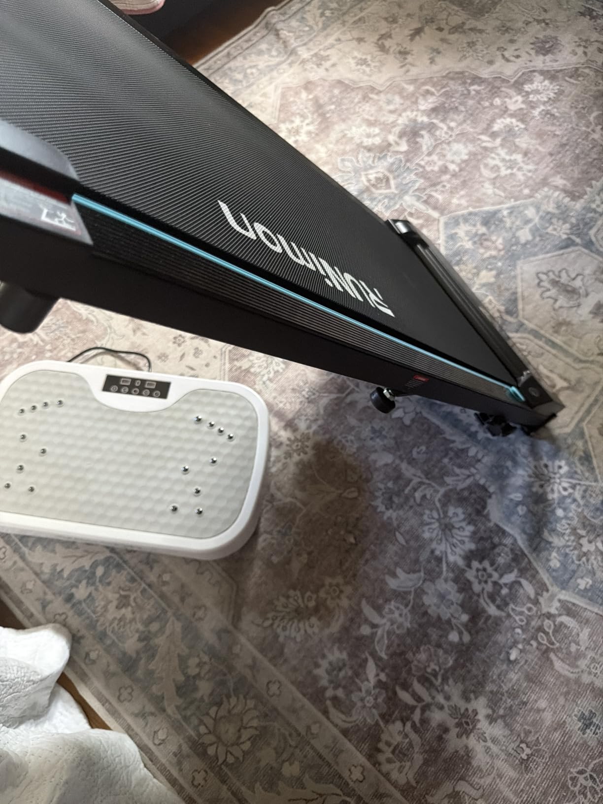 Walking Pad Treadmill with Incline, 2.75/3.0HP Under Desk Treadmill for Home with LED Display, Remote&APP Control, Max 286/330LBS Capacity customer photo 1